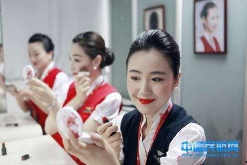 深航空姐不稚视频在线,真相与影响揭秘