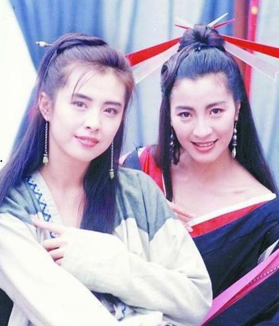 明星映碧堂,明星闪耀，光影交织的璀璨舞台