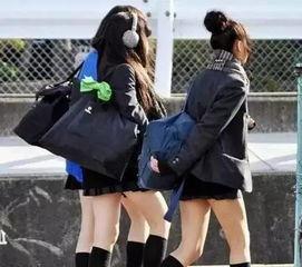 日本女同丝袜脚片