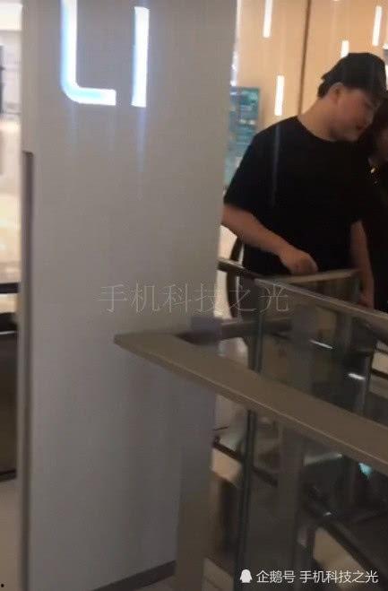 老公咬咪咪视频大全,揭秘私密瞬间