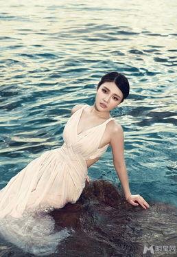 明星系列之徐冬冬,从荧幕女神到时尚达人，明星之路的多面风采